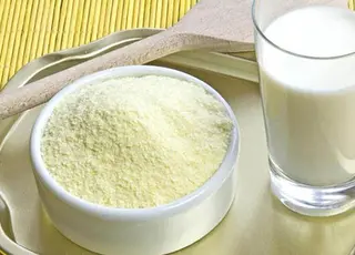 Огляд цін на молочні продукти в ЄС: зміни вартості масла, сиру та молока у серпні 2025 року