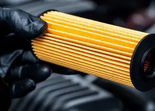 Як вибрати моторну оливу та фільтри для авто з великим пробігом