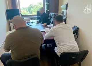 Прокурора з Чернігівщини підозрюють у спробі приховати передачу агрохолдингу 8 тис га землі