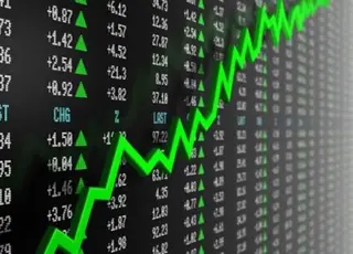 Попит на валютні облігації зріс: понад половину залучених коштів отримано у валюті