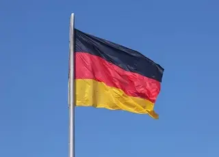 Розрив у зарплатах між Заходом і Сходом Німеччини у 2024 році зріс