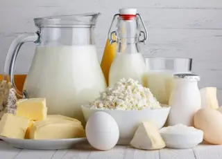 Який молочний продукт є найшкідливішим: експерти назвали небезпечний вибір