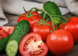 Україна у 2025 р наростила імпорт томатів на третину, огірків – на 46,3%