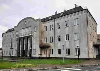 Фонд держмайна повторно виставив на продаж акції «Нафтохімік Прикарпаття» та комбінату «Будфарфор»: умови та ціни аукціонів
