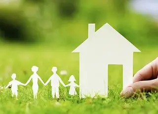 В Україні переселенцям допоможуть придбати власне житло у селах