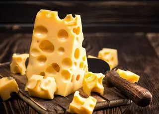 В Україна падають продажі сиру 