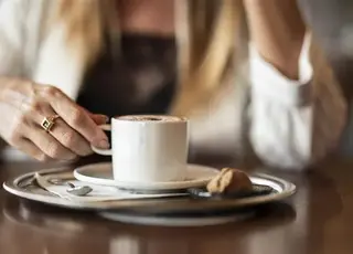 Що відбувається з печінкою, якщо пити каву щодня