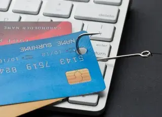 В Україні планують створити реєстр дроперів: українцям можуть заблокувати пенсії