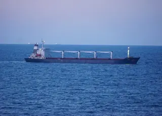 Росіяни вдарили безпілотником по судну з кукурудзою, яке виходило з порту Чорноморська