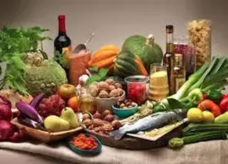 Експерти розповіли скільки продуктів можна купити на 100 доларів в Україні