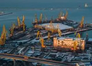 Український морський коридор працює, не дивлячись на обстріли і відсутність світла - Кулеба