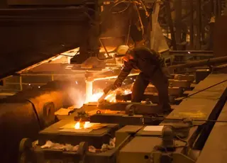 Світове виробництво сталі у травні скоротилось на 3,8% р./р.