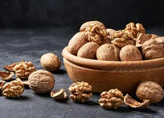 Україна зупинила постачання волоських горіхів до Грузії