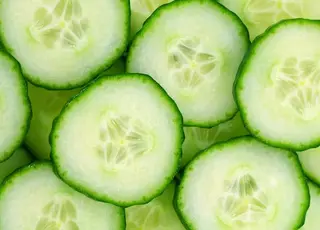 В Україні знову подорожчали тепличні огірки