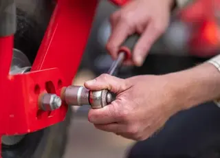 Підготовка до весняного сезону, яка зменшує ризик простоїв завдяки вчасним сервісним оглядам техніки Väderstad