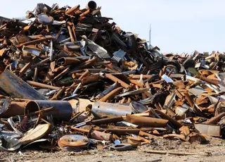 Світове споживання брухту в І півріччі скоротилося на 6,9% р./р.