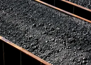 Середньорічні ціни на коксівне вугілля у 2025 році знизилися на 21–27%