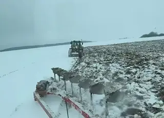 Аграрії Хмельниччини випробовують нетиповий метод обробітку ґрунту