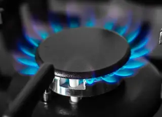 Стало відомо, хто з українців отримає додатковий рахунок за газ у травні