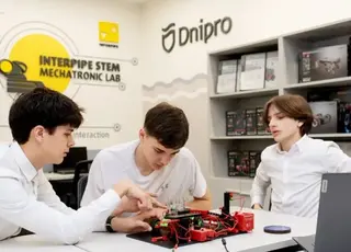 «Інтерпайп» визнано лідером співпраці бізнесу з освітою в Україні