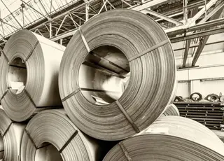 Глобальний випуск неіржавної сталі у 2025 році зріс на 2,1% р./р.