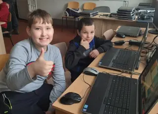 Фермер з Бельгії замінив українським школярам комп’ютери