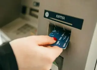 З 1 жовтня НБУ впроваджує нові правила карткових платежів для клієнтів