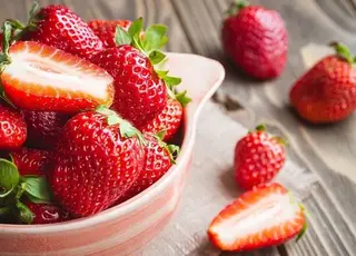 Імпортна полуниця обвалила старт сезону для українських виробників