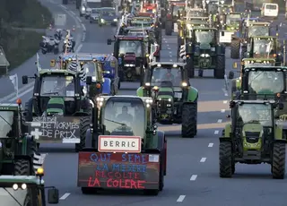 У Брюсселі фермери влаштували протести із залученням майже 1000 тракторів