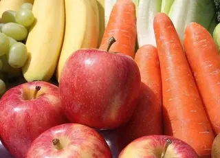 Помідори стали лідерами продажів, ціни на диню та кавун зростають