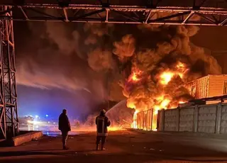 Росія вдарила по портах Одещини: горіли резервуари з олією, пошкоджений зерновий склад