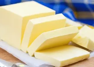 Заводи накопичили на складах двомісячний запас вершкового масла